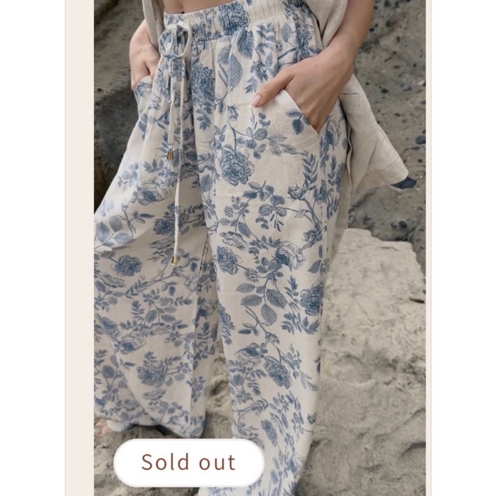 Floral Blue and White Rose Linen Beach Pants Medium